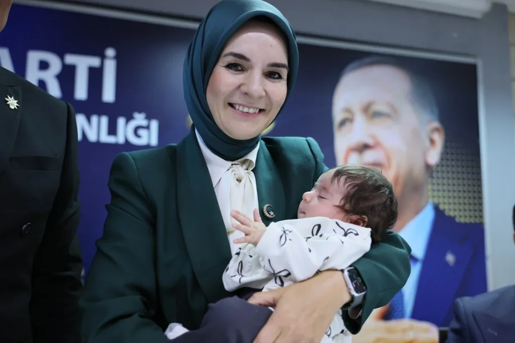 Ekim ayı doğum yardımı ödemeleri