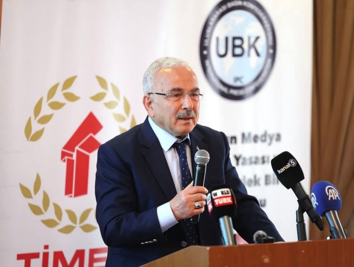 Medyada ‘Meslek Yasası’ Alarmı: İnternet Gibi Çöplük Olmasın