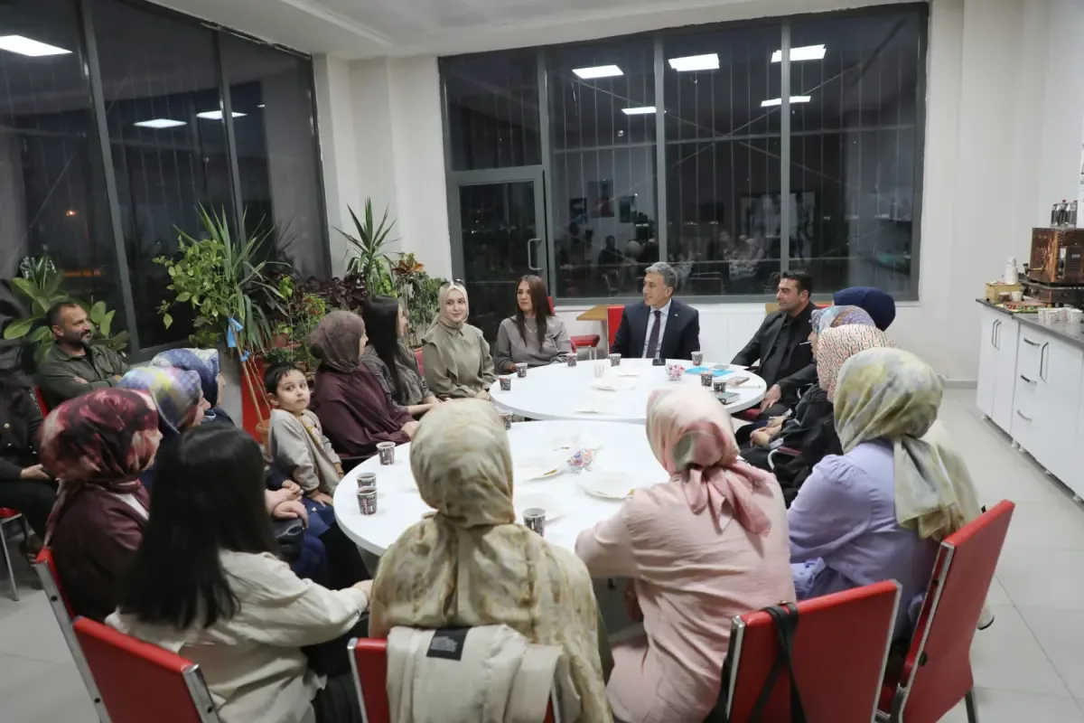 Maarif’in Kalbinde Kitap Sohbetleri’nin ilk buluşması Ağrı’da yapıldı