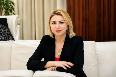Ayten Rehimova: "Azerbaycan'ın Temel Halk Çalgıları ve Âşık Müziği"