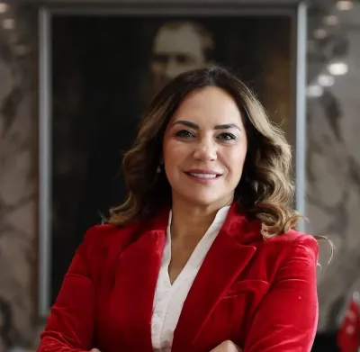 Candan Yüceer CHP’den istifa etti: “Yeni bir yola çıkıyorum”