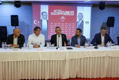 Yeni Parti Genel Başkanı Özgür Özel, Kars’ta Hayvan Üreticileriyle Bir Araya Geldi